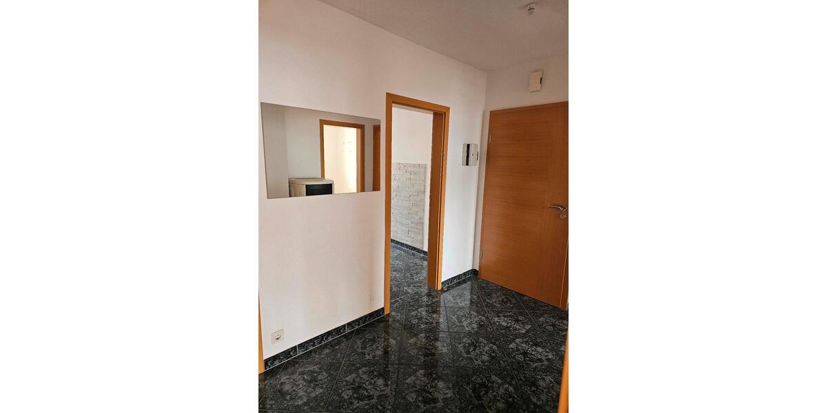 Etagenwohnung Traunreut Irsing - 3 Zimmer, 69 m&sup2;, 245.000&euro; | Angebot:25824708