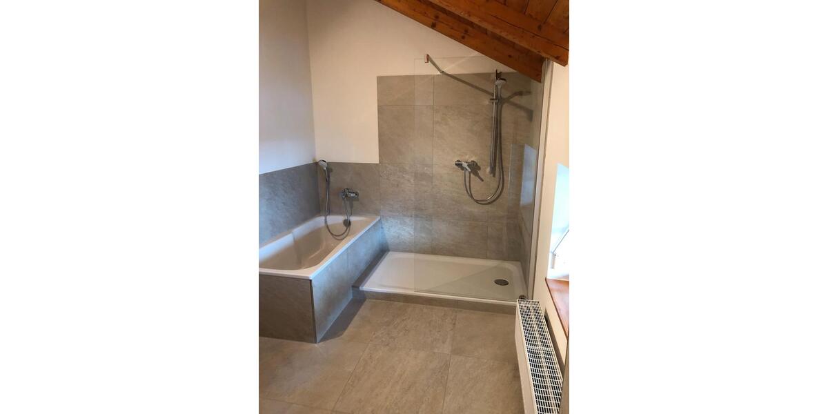 Einfamilienhaus Traunreut St. Georgen - 5 Zimmer, 175 m&sup2;, 1.900&euro; | Angebot:25590839