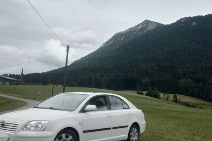 Toyota Avensis 28.000 km 10.000 &euro; Inzell 83334