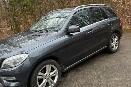 Mercedes-Benz ML 350 209.000 km 16.700 &euro; Altenmarkt 83352