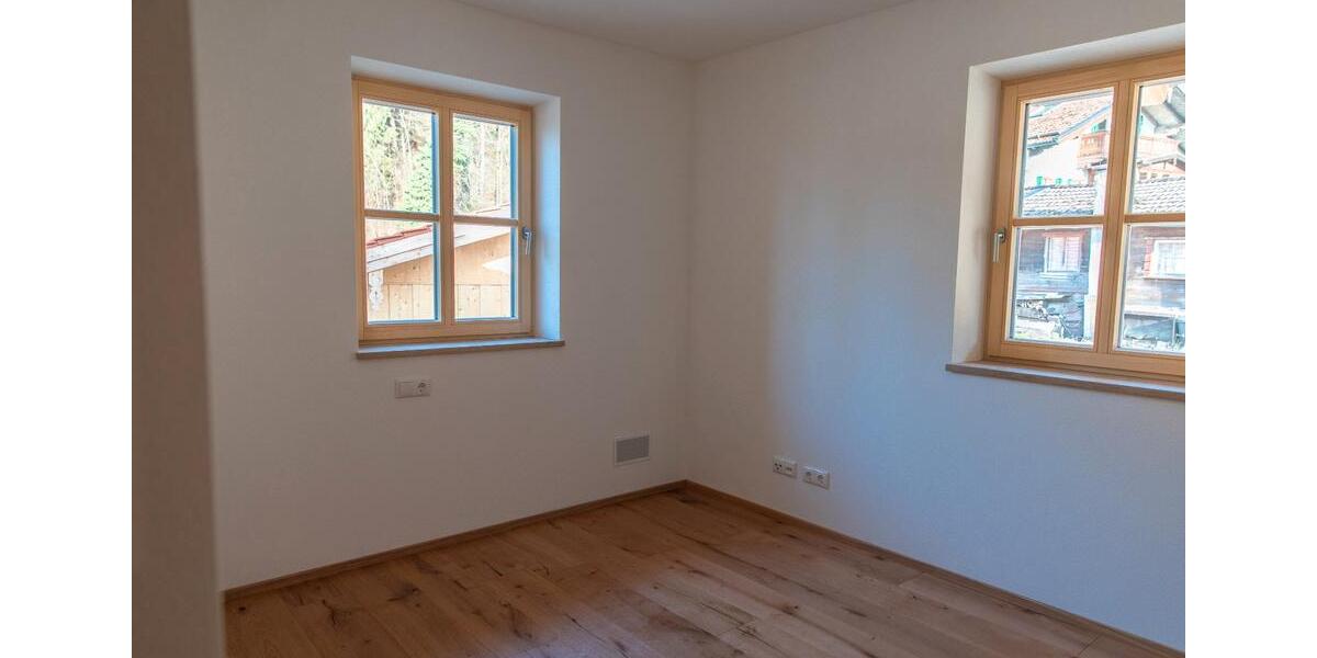 Doppelhaushälfte Marquartstein - 4 Zimmer, 120 m&sup2;, 2.170&euro; | Angebot:26026459