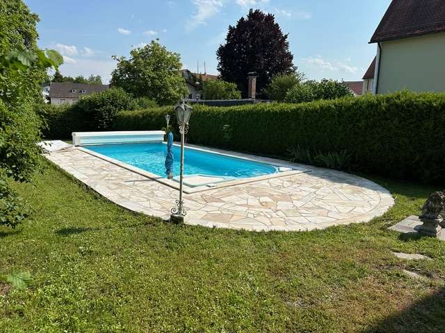 Einfamilienhaus Fridolfing - 9 Zimmer, 236 m&sup2;, 595.000&euro; | Angebot:23573338