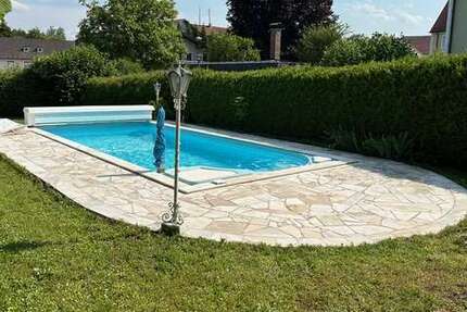 Haus Fridolfing - 9 Zimmer, 236 m&sup2;, 595.000&euro; | Angebot:23573338