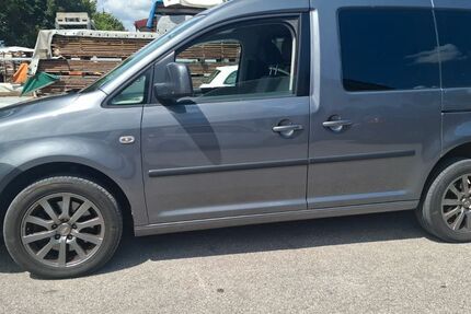 VW Caddy 273.000 km 5.750 &euro; Bad Endorf 83093