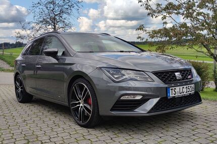 Seat Leon 95.000 km 18.500 &euro; Traunstein 83278