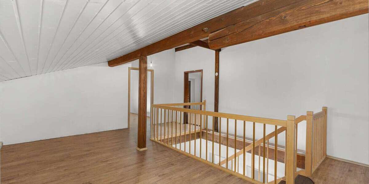 Sanierungsbedürftiges EFH mit separatem KG-Zugang | Ideal für Wohnen und Arbeiten unter einem Dach - Einfamilienhaus Grabenstätt | Angebot:25927881