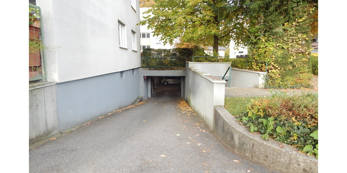 Vermietete 2-Zimmer-Wohnung in Freilassing – attraktive Kapitalanlage mit Balkon & 2 Stellplätzen - Etagenwohnung Freilassing Freilassing | Angebot:27633911