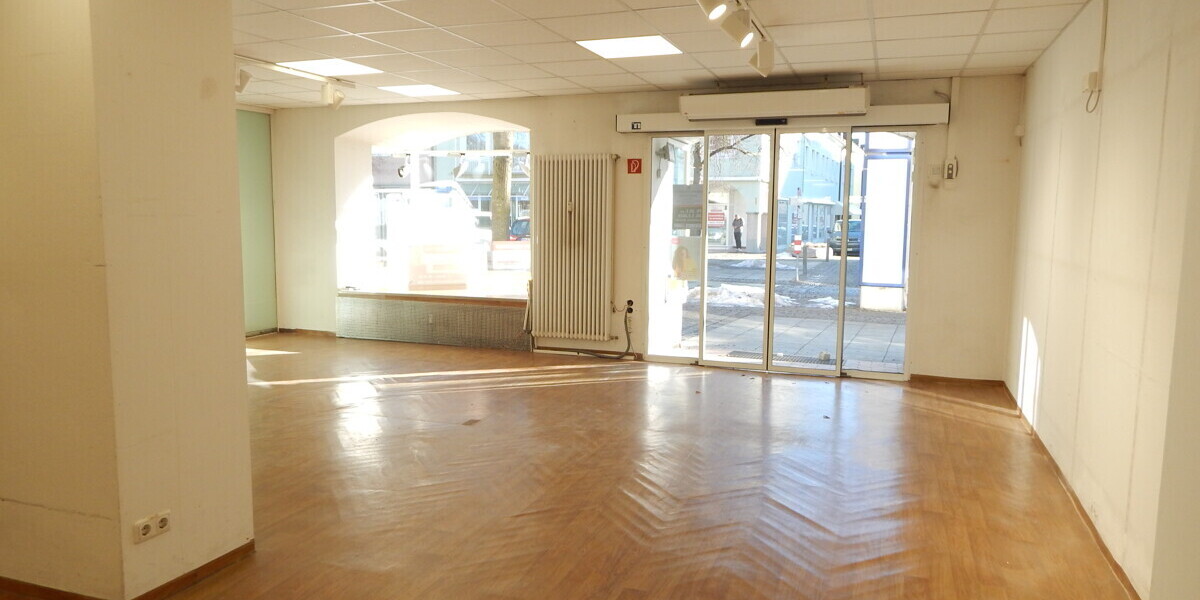 Einzelhandelsgeschäft in bester Lage in Freilassing zu verkaufen – Jetzt zugreifen! - Gewerbeobjekt Freilassing Freilassing | Angebot:22416672