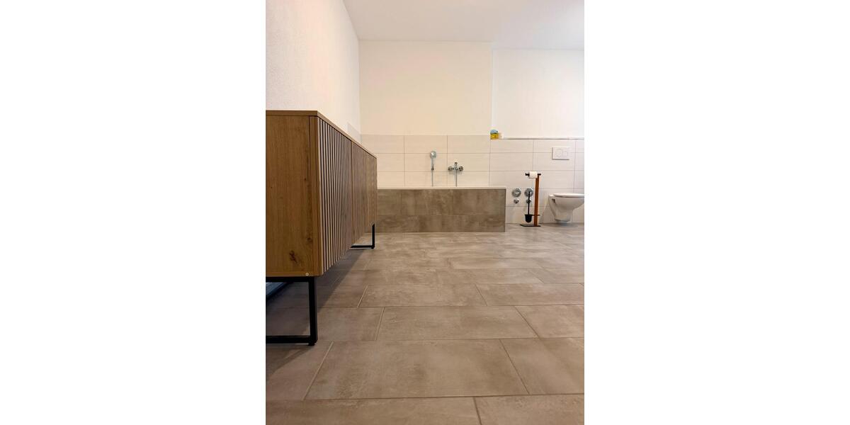 Etagenwohnung Traunreut Irsing - 2 Zimmer, 74 m&sup2;, 1.090&euro; | Angebot:27552688