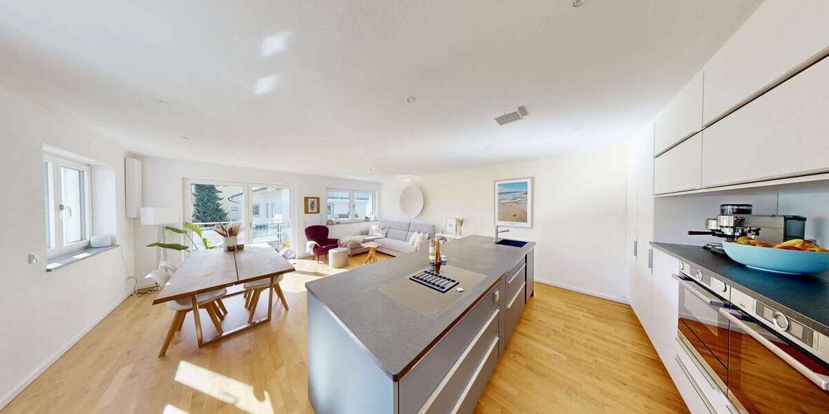 Etagenwohnung Traunstein - 4 Zimmer, 115 m&sup2;, 680.000&euro; | Angebot:25356412