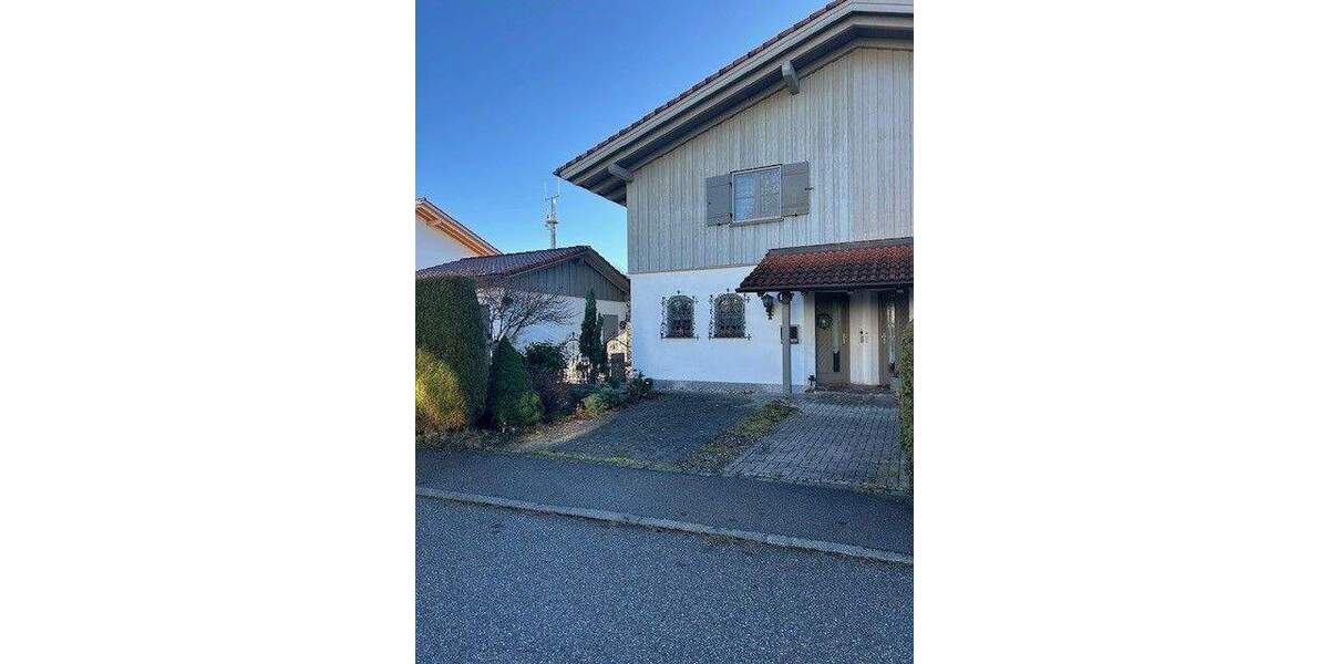 Doppelhaushälfte Grabenstätt - 3 Zimmer, 120 m&sup2;, 648.000&euro; | Angebot:25742202