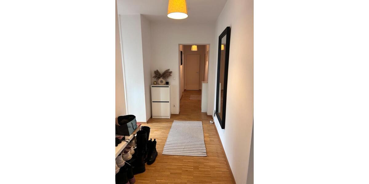 Etagenwohnung Grabenstätt - 4 Zimmer, 12 m&sup2;, 400&euro; | Angebot:25965306