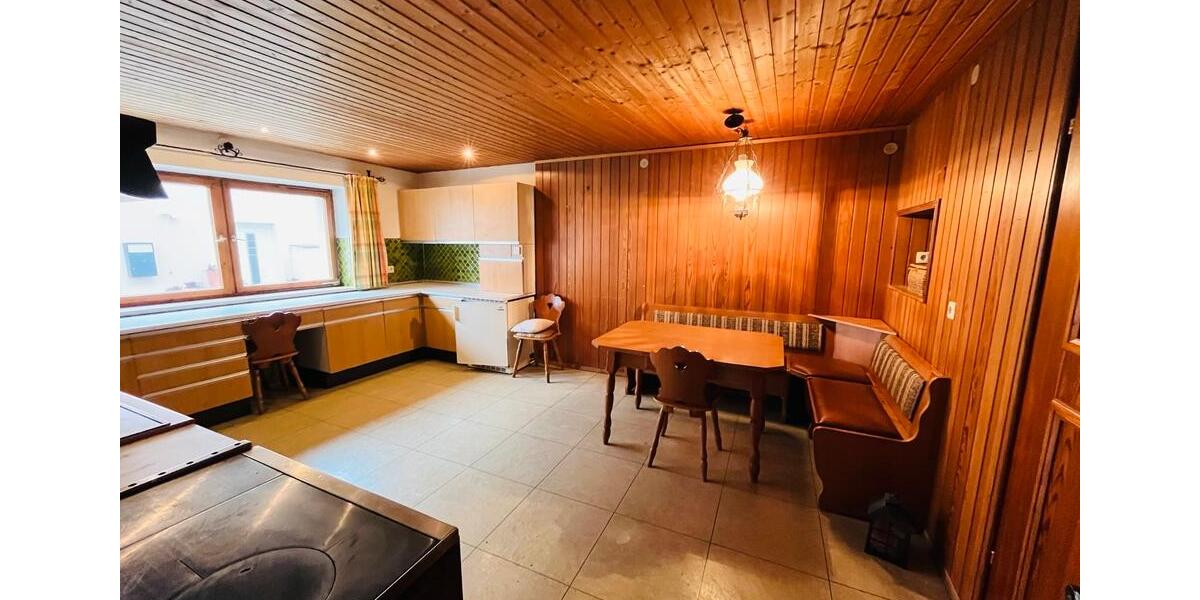 Einfamilienhaus Fridolfing - 7 Zimmer, 120 m&sup2;, 1.400&euro; | Angebot:27617216