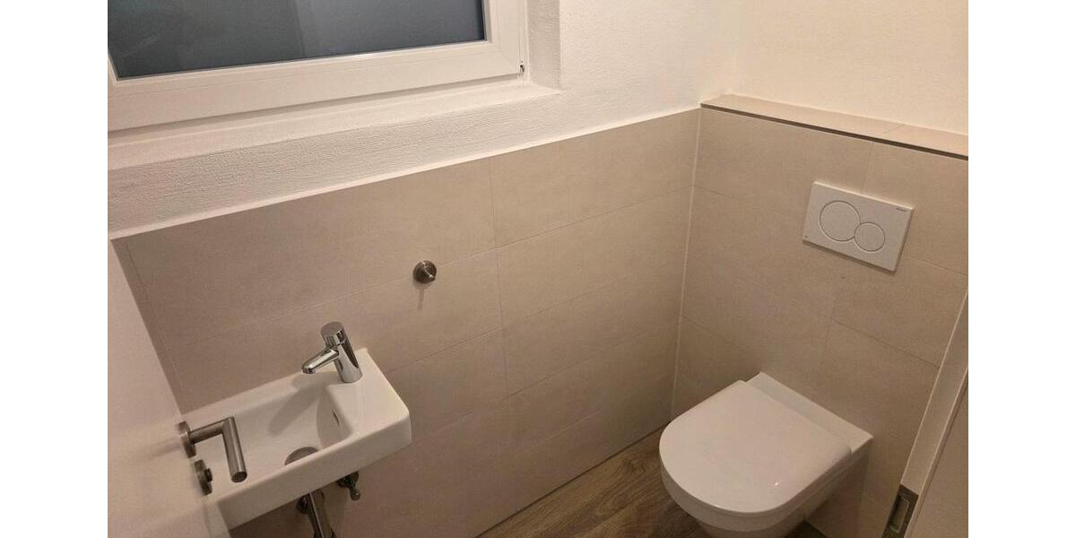 Erdgeschoßwohnung Traunstein - 3 Zimmer, 100 m&sup2;, 1.300&euro; | Angebot:27618369
