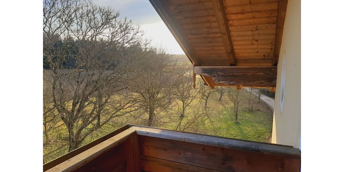 Idylle pur - Wohnung mit Balkon im Einödhof südost - Dachgeschoßwohnung Tittmoning Murschall | Angebot:26014234