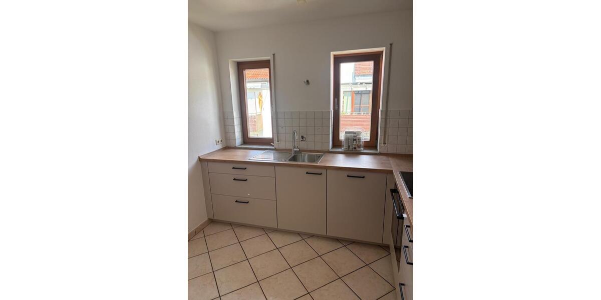 Etagenwohnung Traunreut Irsing - 3 Zimmer, 79 m&sup2;, 1.050&euro; | Angebot:27609798