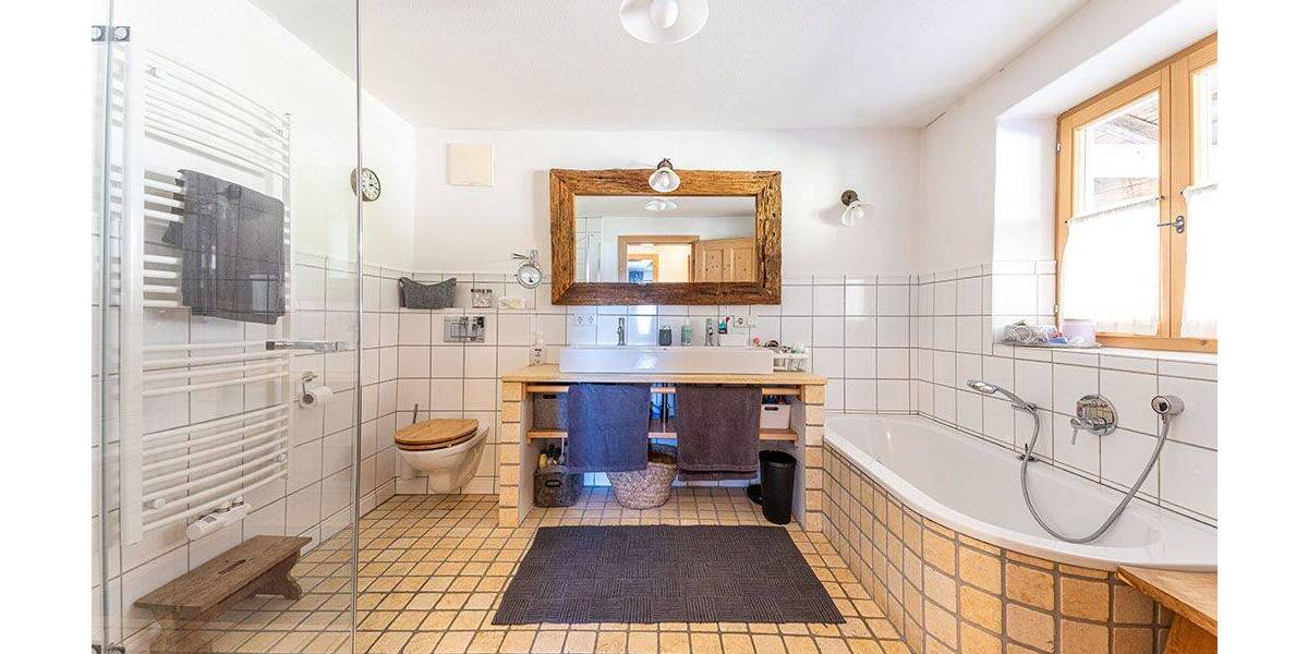 Bauernhaus, Landhaus Ruhpolding - 1 Zimmer, 340 m&sup2;, 1.590.000&euro; | Angebot:26554623