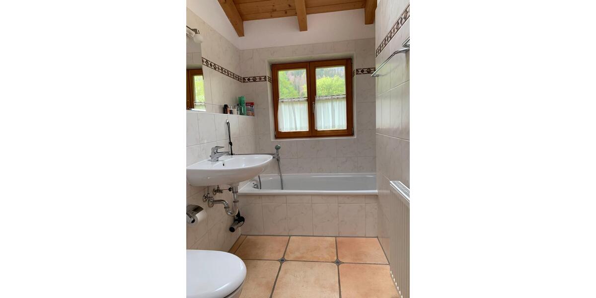 Doppelhaushälfte Schleching - 3 Zimmer, 137 m&sup2;, 1.640&euro; | Angebot:25977747