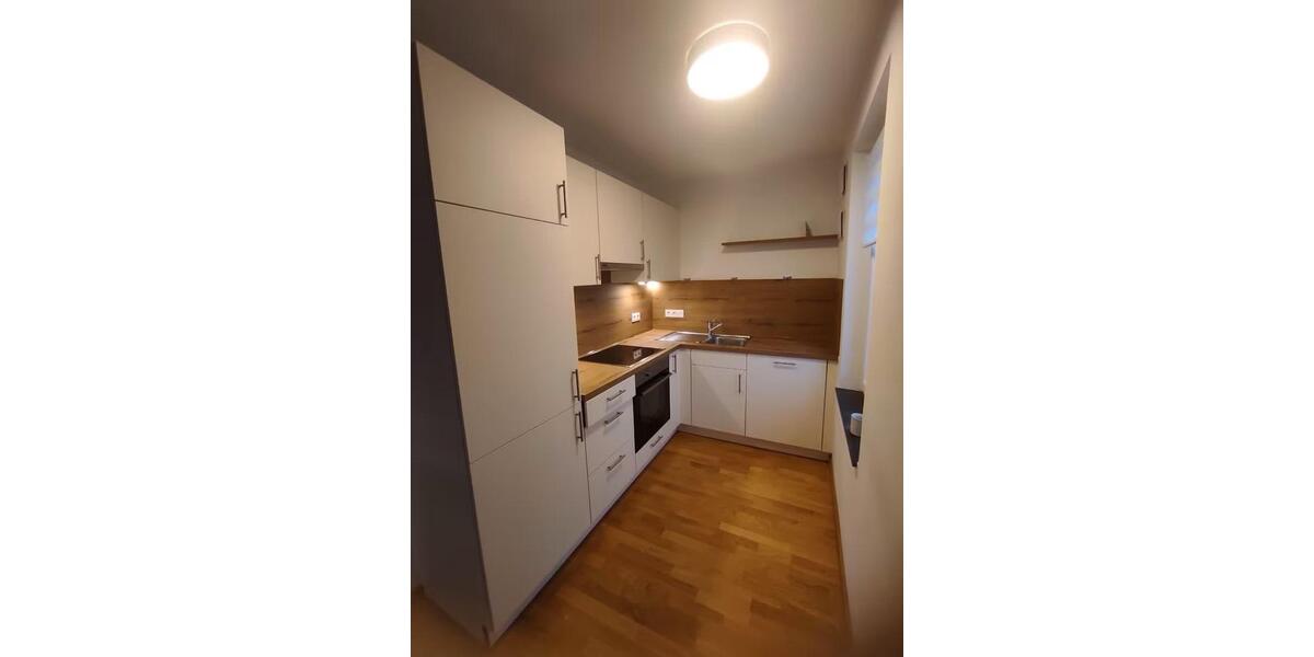 Etagenwohnung Surberg - 2 Zimmer, 59 m&sup2;, 1.310&euro; | Angebot:25360948