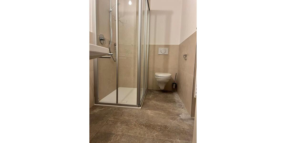Etagenwohnung Siegsdorf - 5 Zimmer, 125 m&sup2;, 1.850&euro; | Angebot:26600567