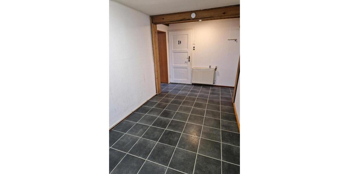 Dachgeschoßwohnung Obing - 4 Zimmer, 95 m&sup2;, 950&euro; | Angebot:25841132