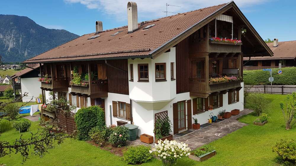 Etagenwohnung Bayerisch Gmain - 2 Zimmer, 86 m&sup2;, 275.000&euro; | Angebot:25589995