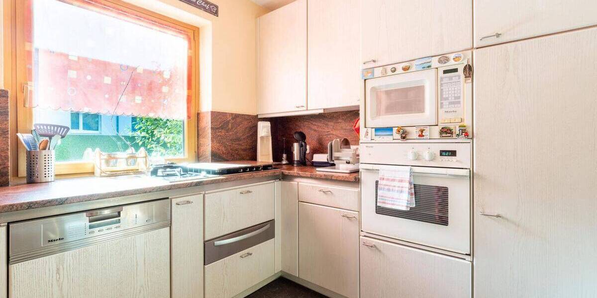 Einfamilienhaus Bad Reichenhall - 8 Zimmer, 230 m&sup2;, 1.195.000&euro; | Angebot:26345539
