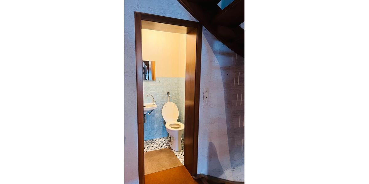 Einfamilienhaus Fridolfing - 7 Zimmer, 120 m&sup2;, 1.400&euro; | Angebot:27617216