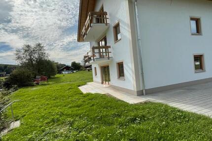 Wohnung Waging am See Fisching - 4 Zimmer, 119 m&sup2;, 1.610&euro; | Angebot:27550255