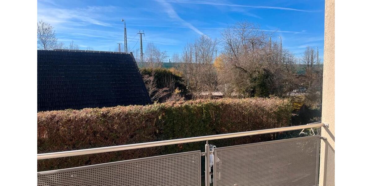 Etagenwohnung Freilassing - 3 Zimmer, 79 m&sup2;, 320.000&euro; | Angebot:25852426