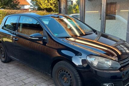 VW Golf 146.000 km 4.500 &euro; Grassau 83224