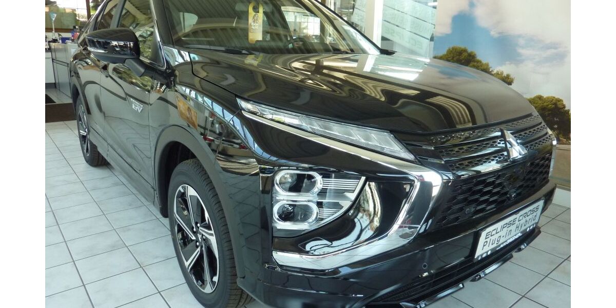 Mitsubishi Eclipse Cross 33.400 km 27.490 &euro; Ainring 83404