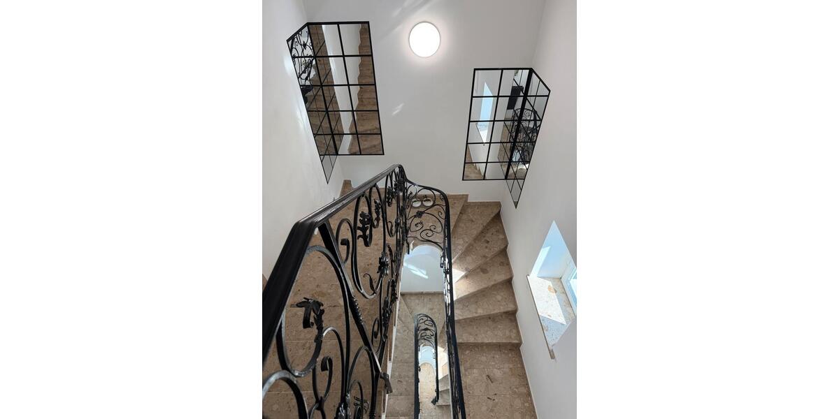 Mehrfamilienhaus, Wohnhaus Freilassing - 13 Zimmer, 360 m&sup2;, 2.190.000&euro; | Angebot:25987373