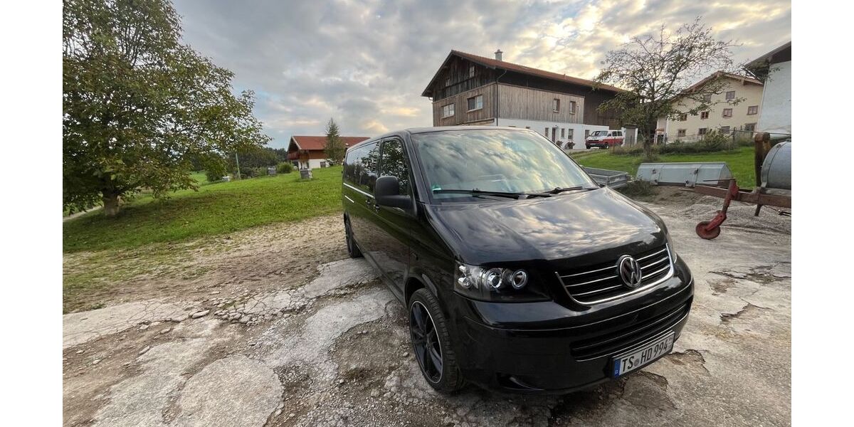 VW T5 Transporter 177.000 km 11.900 &euro; Taching am See 83373
