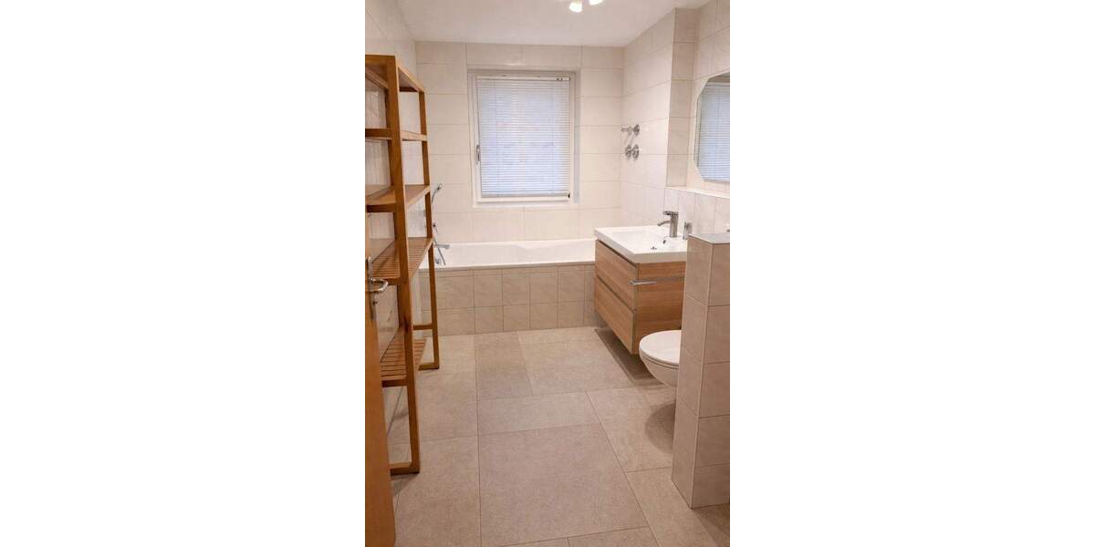 Etagenwohnung Eggstätt - 4 Zimmer, 81 m&sup2;, 398.000&euro; | Angebot:25654270