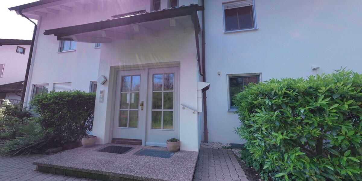 Charmante 3-Zimmer-Erdgeschosswohnung mit Terrasse & Garten in ruhiger Zentrumslage von Freilassing - Erdgeschoßwohnung Freilassing Freilassing | Angebot:26819124