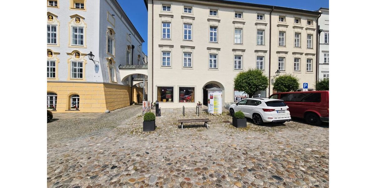 traumhafte Wohnung im ehem. kgl. bayr. Amtsgericht Tittmoning - 3- Tittmoning | Angebot:26014243