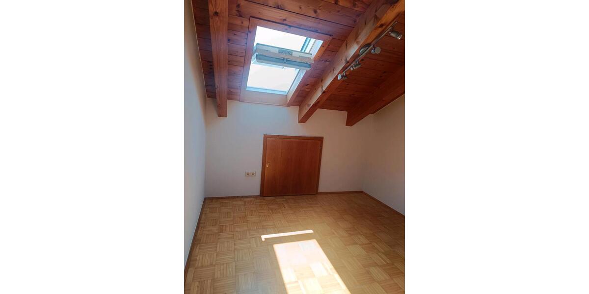 Maisonettenwohnung Saaldorf-Surheim Surheim - 3.5 Zimmer, 78 m&sup2;, 308.000&euro; | Angebot:27189932