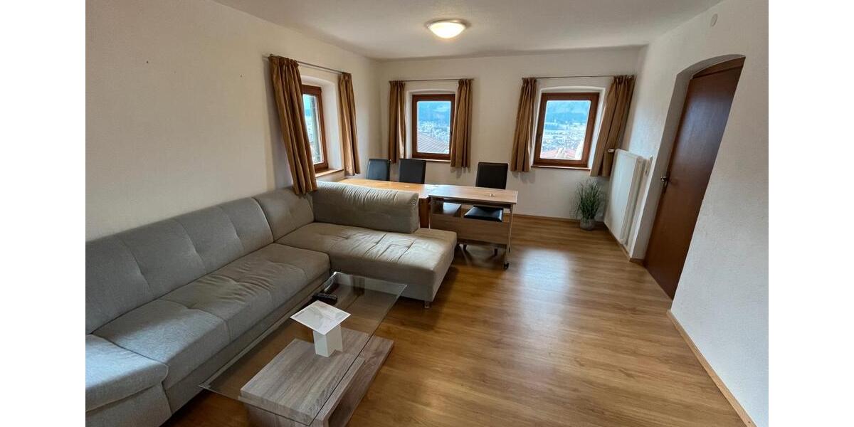 Erdgeschoßwohnung Reit im Winkl - 4 Zimmer, 100 m&sup2;, 1.500&euro; | Angebot:26045113