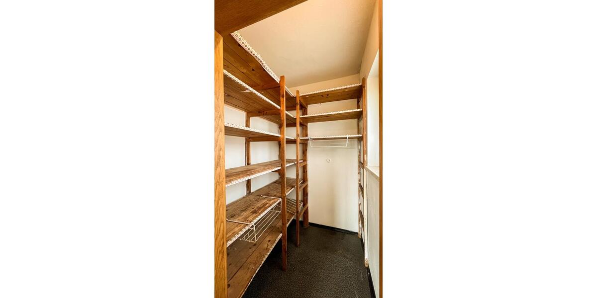 Etagenwohnung Saaldorf-Surheim Surheim - 3 Zimmer, 95 m&sup2;, 1.800&euro; | Angebot:25332250