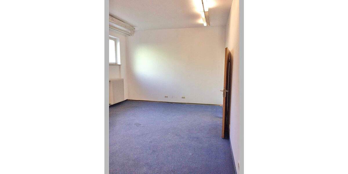 Gewerbeobjekt Freilassing - 1 Zimmer, 33 m&sup2;, 268&euro; | Angebot:25815745