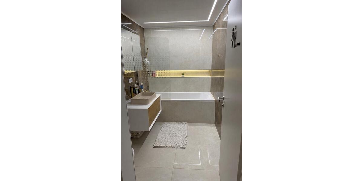 Mehrfamilienhaus, Wohnhaus Freilassing - 13 Zimmer, 360 m&sup2;, 2.190.000&euro; | Angebot:25987373