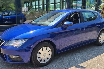 Seat Leon 73.392 km 9.990 &euro; Trostberg 83308