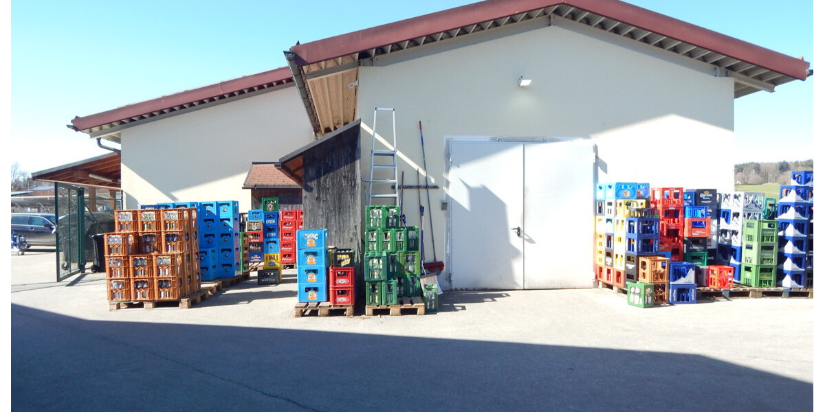 Attraktive Gewerbehalle mit Parkplätzen in Waging am See – vielseitig nutzbar – frei ab 01.06.2027 - Gewerbeobjekt Waging am See Waging a.See | Angebot:27463141