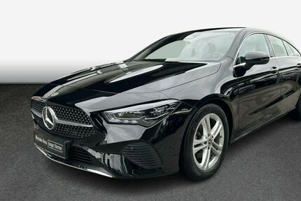 Mercedes-Benz CLA 180 Shooting Brake 11.700 km 31.800 &euro; Traunstein 83278