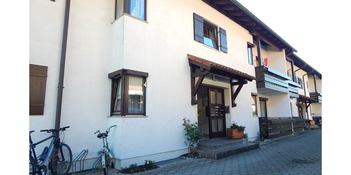 2-Zimmer-Wohnung in Freilassing mit Balkon & Holzofen – gepflegt und vermietet - Erdgeschoßwohnung Freilassing Untereichet | Angebot:27453354