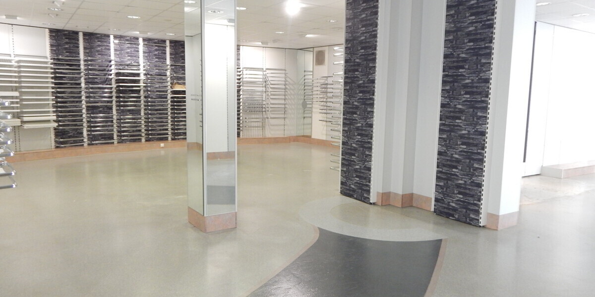 Gewerbeflächen in bester Lager, in der Fußgängerzone von 83395 Freilassing - frei ab sofort - Gewerbeobjekt Freilassing Freilassing | Angebot:19933714