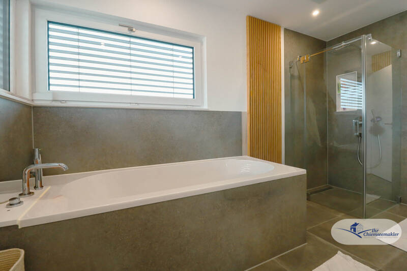 Einfamilienhaus Bernau am Chiemsee Bernau - 4 Zimmer, 161 m&sup2;, 794.000&euro; | Angebot:25898400