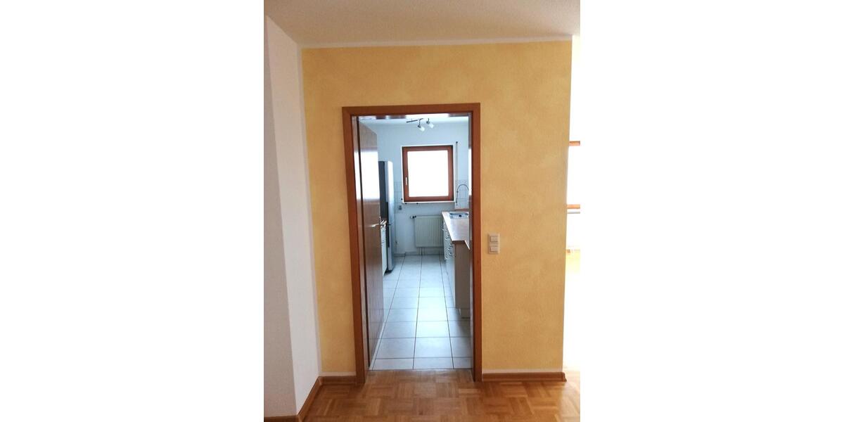 Dachgeschoßwohnung Prien am Chiemsee - 3 Zimmer, 77 m&sup2;, 275.000&euro; | Angebot:25341875