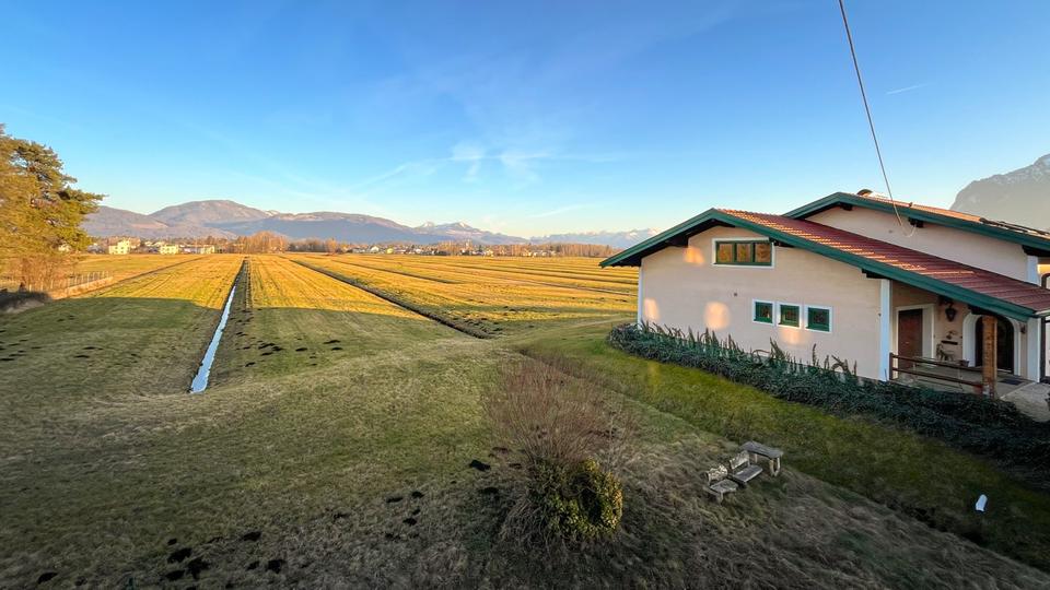 Etagenwohnung Saaldorf-Surheim Surheim - 3 Zimmer, 95 m&sup2;, 1.800&euro; | Angebot:25332250